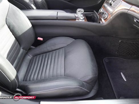 Used 2013 Mercedes-Benz SL 550 w/ Premium Pkg image 26
