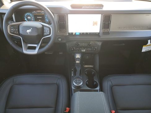 New 2025 Ford Bronco Big Bend w/ Black Diamond Package image 28