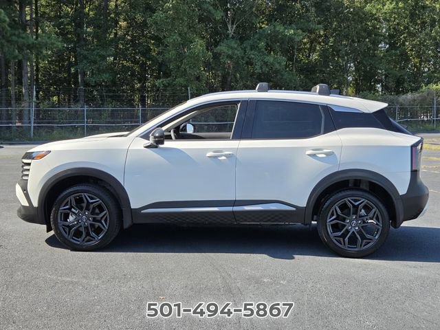 Certified 2026 Nissan Kicks SR FWD image 2