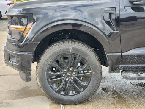 New 2026 Ford F150 XLT w/ Equipment Group 302A MID AWD/4WD image 9