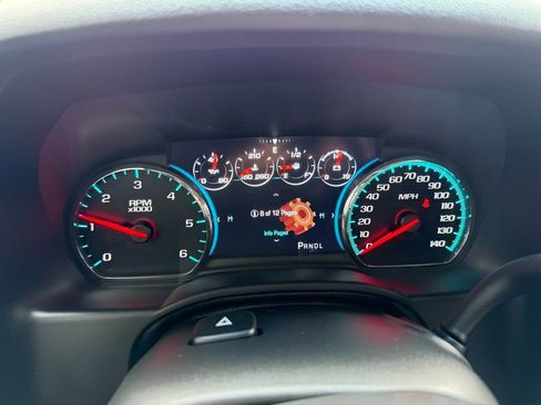 Used 2019 Chevrolet Suburban Premier w/ Premier Plus Edition image 7