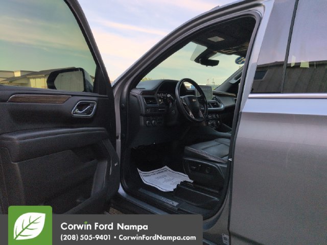 Used 2021 Chevrolet Suburban High Country AWD/4WD image 9