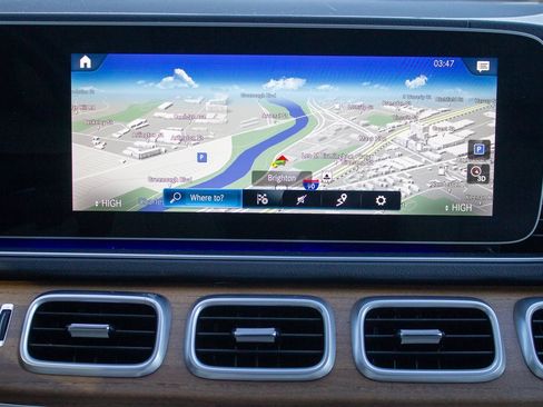 Used 2022 Mercedes-Benz GLS 450 4MATIC image 17