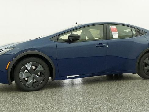 New 2026 Toyota Prius Plug-In Hybrid image 8