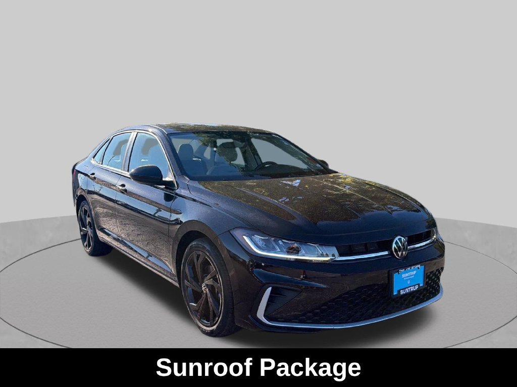 Used 2025 Volkswagen Jetta SE w/ Sunroof Package FWD image 9