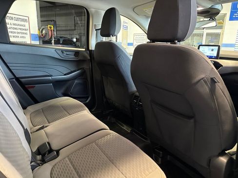 Used 2022 Ford Escape SE w/ Convenience Package AWD/4WD image 27