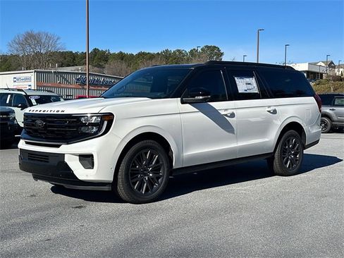 New 2025 Ford Expedition Max Platinum w/ Stealth Performance Package image 3