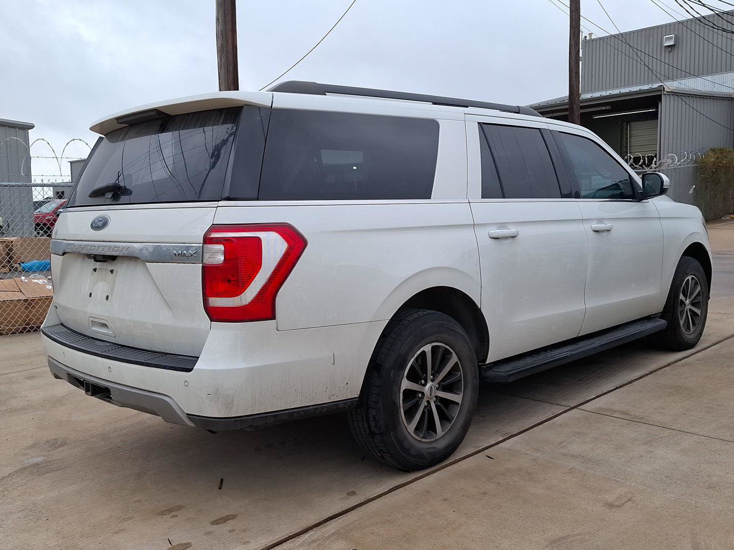 Used 2020 Ford Expedition Max XLT w/ Equipment Group 201A AWD/4WD image 7