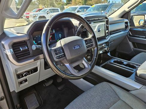 Used 2024 Ford F150 XLT w/ Mobile Office Package image 18