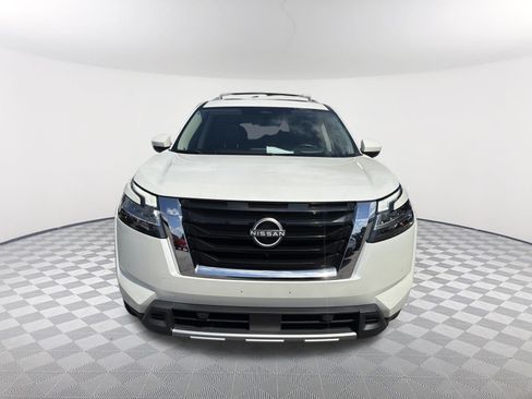Used 2023 Nissan Pathfinder Platinum w/ Lighting Package (N93) FWD image 9