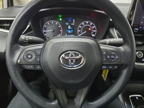 Used 2024 Toyota Corolla LE FWD image 18