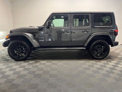 Used 2023 Jeep Wrangler Unlimited Sahara AWD/4WD image 22