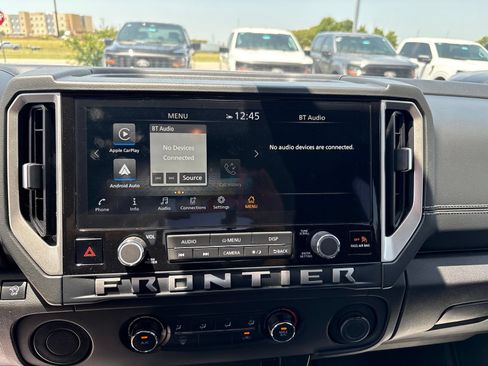 Used 2025 Nissan Frontier SV RWD image 20