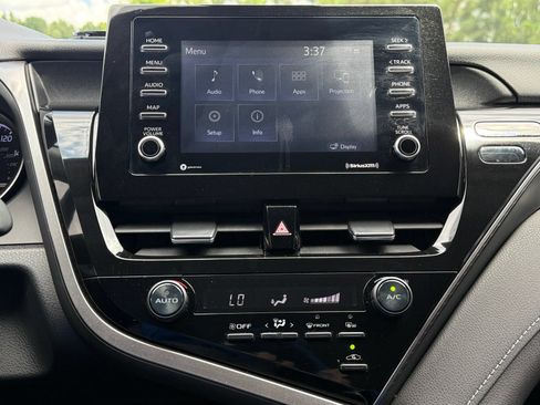 Used 2021 Toyota Camry SE AWD/4WD image 29