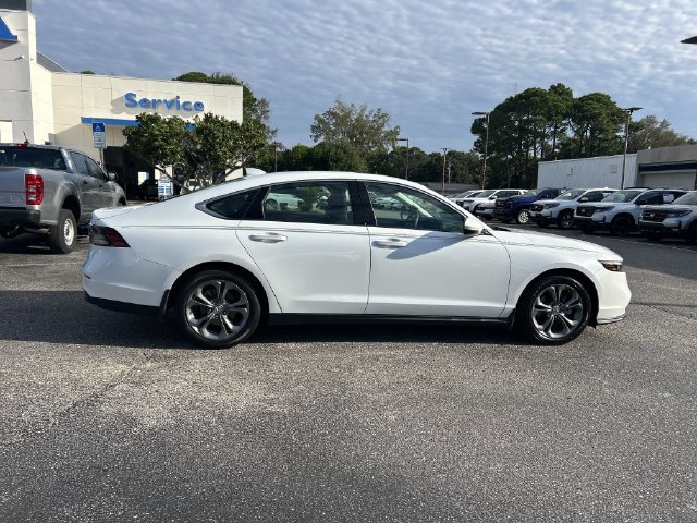 Used 2023 Honda Accord EX image 7