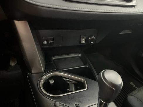 Used 2017 Toyota RAV4 LE w/ All Weather Liner Package FWD image 69