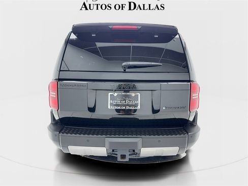 Used 2024 Toyota Land Cruiser image 11