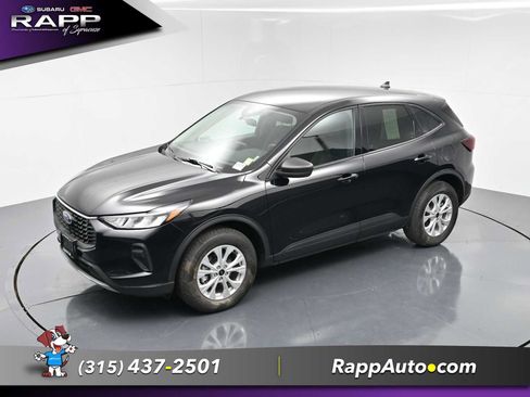 Used 2025 Ford Escape Active AWD/4WD image 1