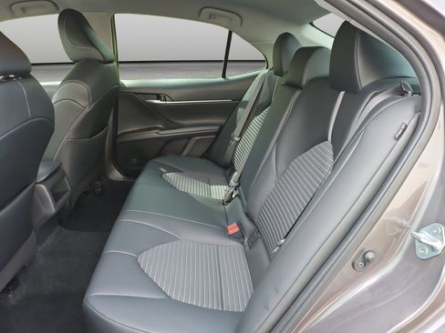 Used 2023 Toyota Camry SE FWD image 42