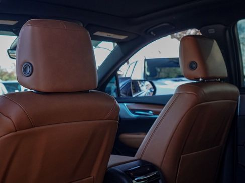 Used 2023 Cadillac XT5 Premium Luxury w/ Technology Package image 23