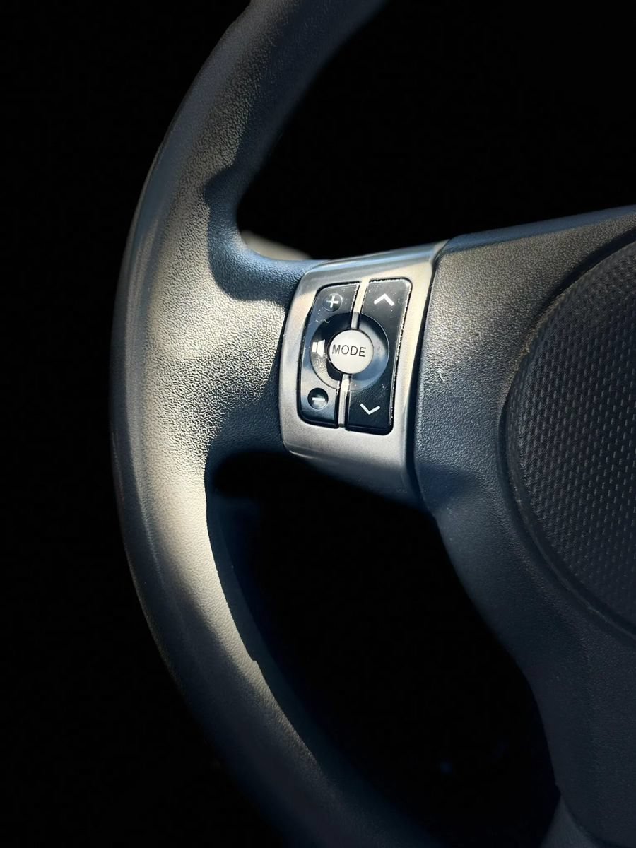 Used 2015 Scion xB FWD image 31