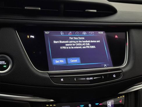 Used 2018 Cadillac XT5 Luxury image 34