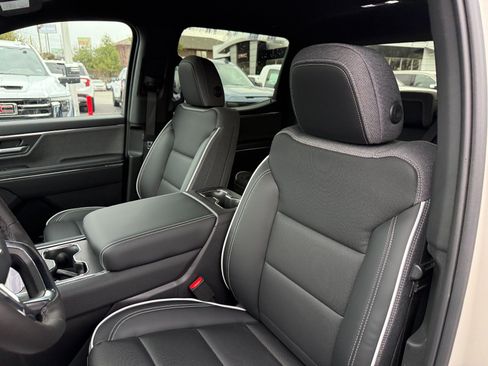 New 2026 GMC Sierra EV Elevation AWD/4WD image 14