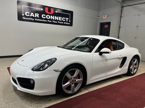 Used 2014 Porsche Cayman S image 2