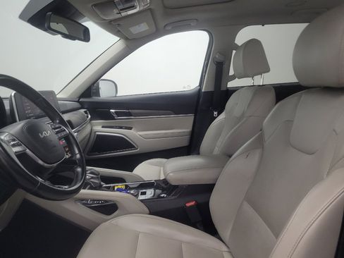Used 2022 Kia Telluride EX FWD image 17