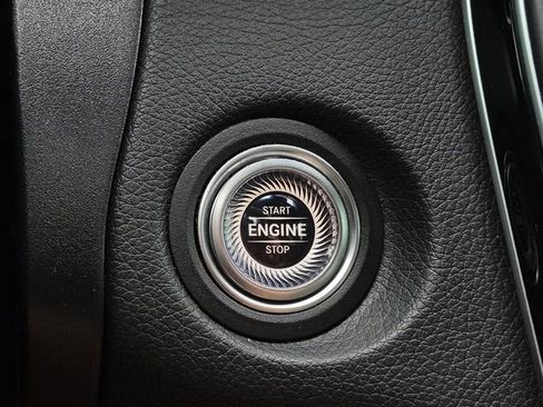 Certified 2022 Mercedes-Benz GLC 300 4MATIC image 33