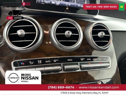 Used 2018 Mercedes-Benz GLC 300 4MATIC w/ Premium Package image 23