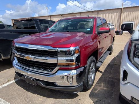 Used 2018 Chevrolet Silverado 1500 LT w/ Texas Edition RWD image 3