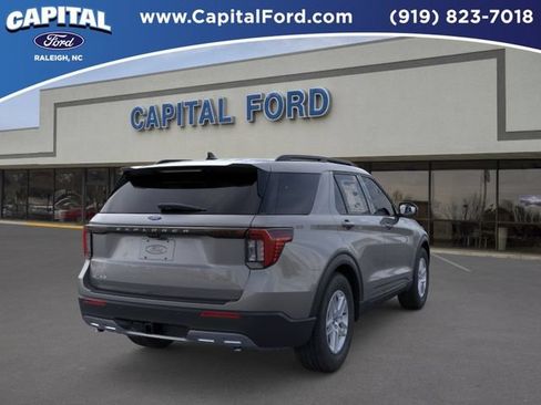 New 2026 Ford Explorer Active w/ Active Comfort Package RWD image 8