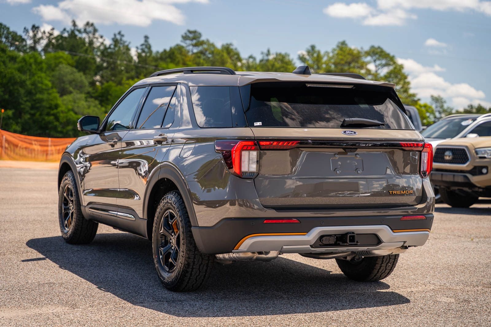 New 2026 Ford Explorer Tremor w/ Tremor Ultimate Package AWD/4WD image 4