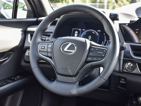 New 2026 Lexus UX 300h FWD image 14