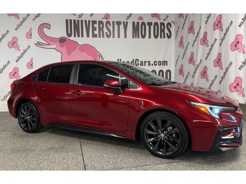 Used 2023 Toyota Corolla SE image 5