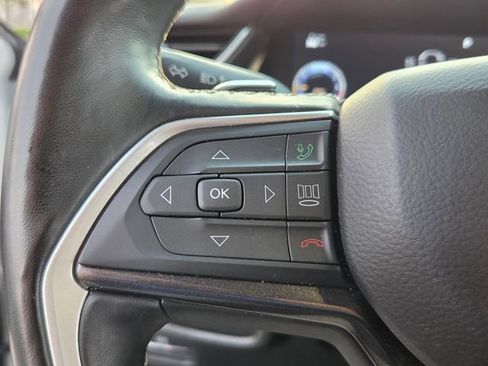 Used 2021 Jeep Grand Cherokee L Laredo w/ Luxury Tech Group I RWD image 23