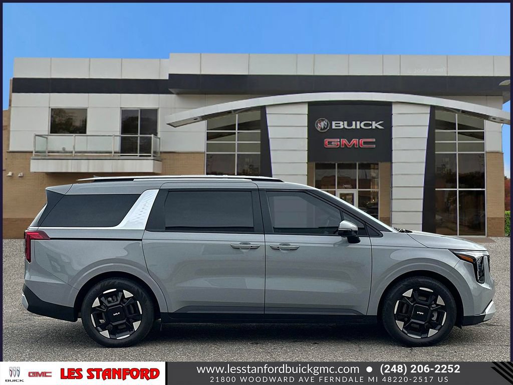 Used 2025 Kia Carnival EX FWD image 7