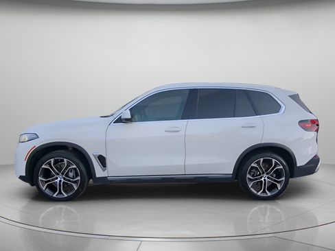 Used 2025 BMW X5 sDrive40i w/ Premium Package RWD image 17
