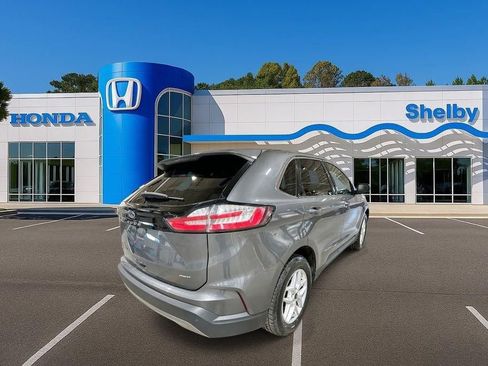 Used 2024 Ford Edge SEL image 8