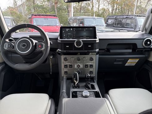 New 2025 INEOS Grenadier Fieldmaster Edition image 25