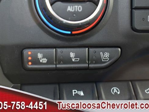 Used 2022 Chevrolet Silverado 1500 LTZ AWD/4WD image 38