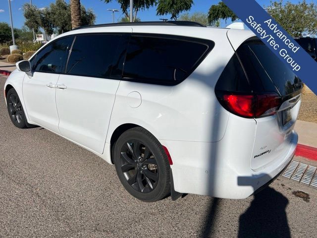 Used 2020 Chrysler Pacifica Touring-L Plus FWD image 10