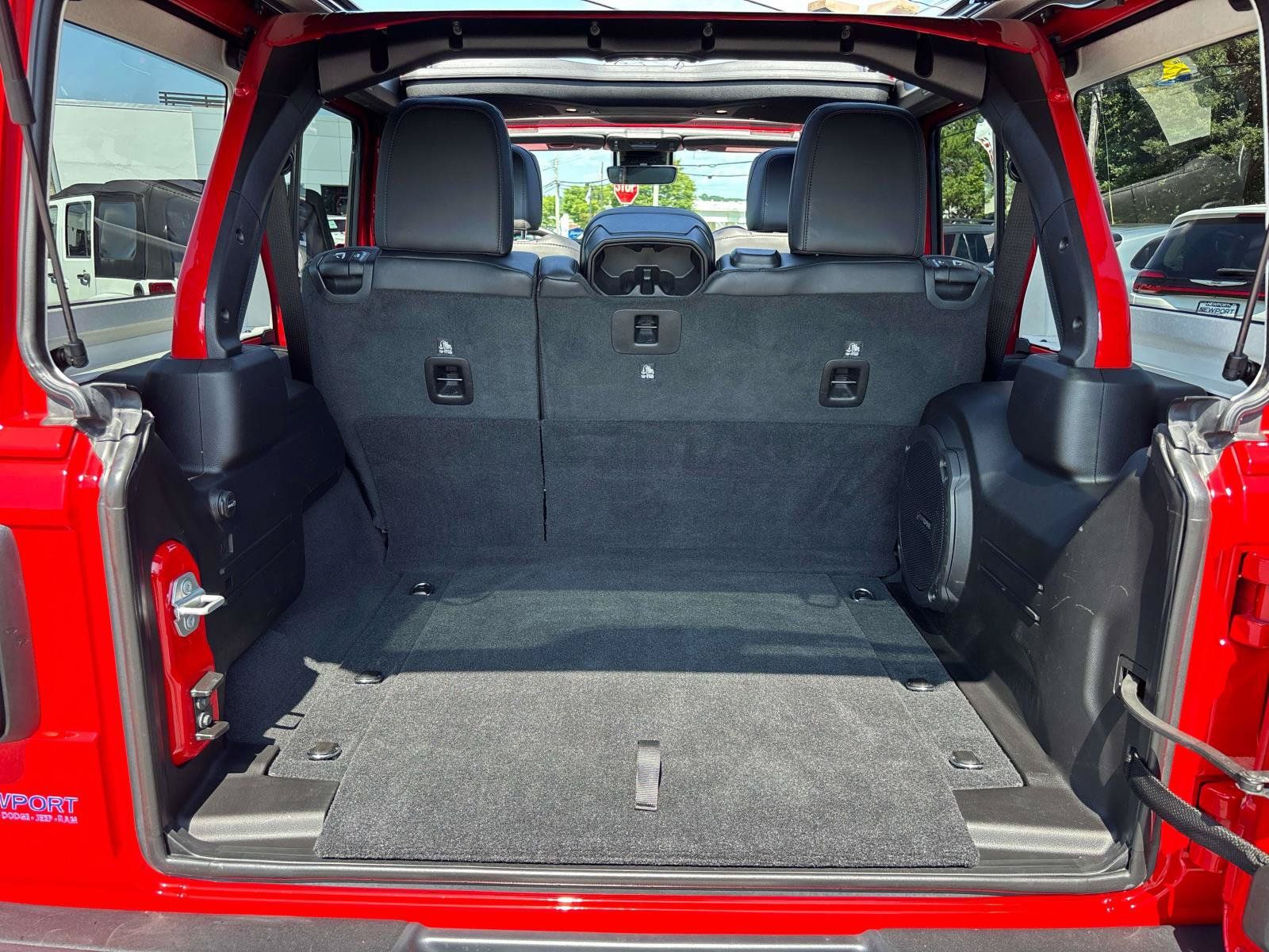 Certified 2025 Jeep Wrangler 4WD Unlimited Rubicon 392 image 12