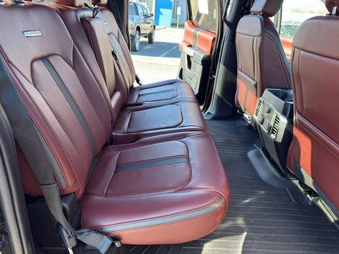 Used 2019 Ford F150 Platinum w/ Equipment Group 701A Luxury image 32