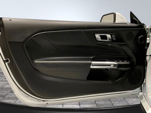 Used 2025 Ford Mustang Premium RWD image 19
