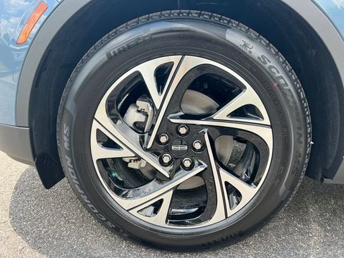 New 2026 Lincoln Nautilus Premier AWD/4WD image 12