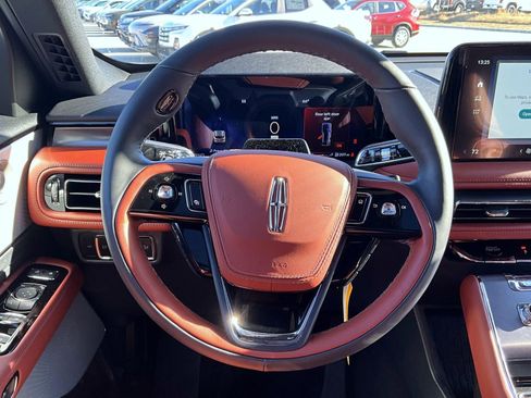 New 2026 Lincoln Aviator Reserve image 13