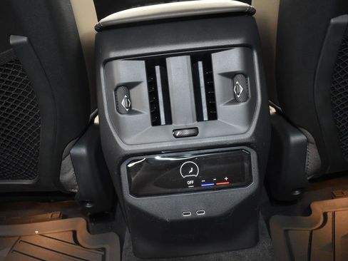 New 2026 BMW X3 xDrive30 w/ Premium Package image 17