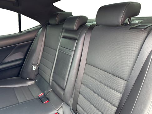 Used 2018 Lexus IS 300 F Sport image 16